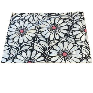 POTTERY BARN Teen Pillow Case Floral  Envelope Fold Over Closure Standard